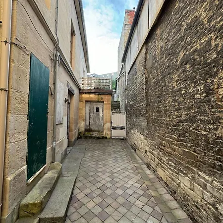 Charming Studio Close To The Chateau De Caen Exterior photo