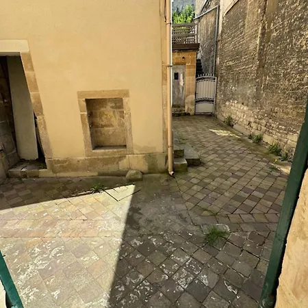 Charming Studio Close To The Chateau De Caen Exterior photo